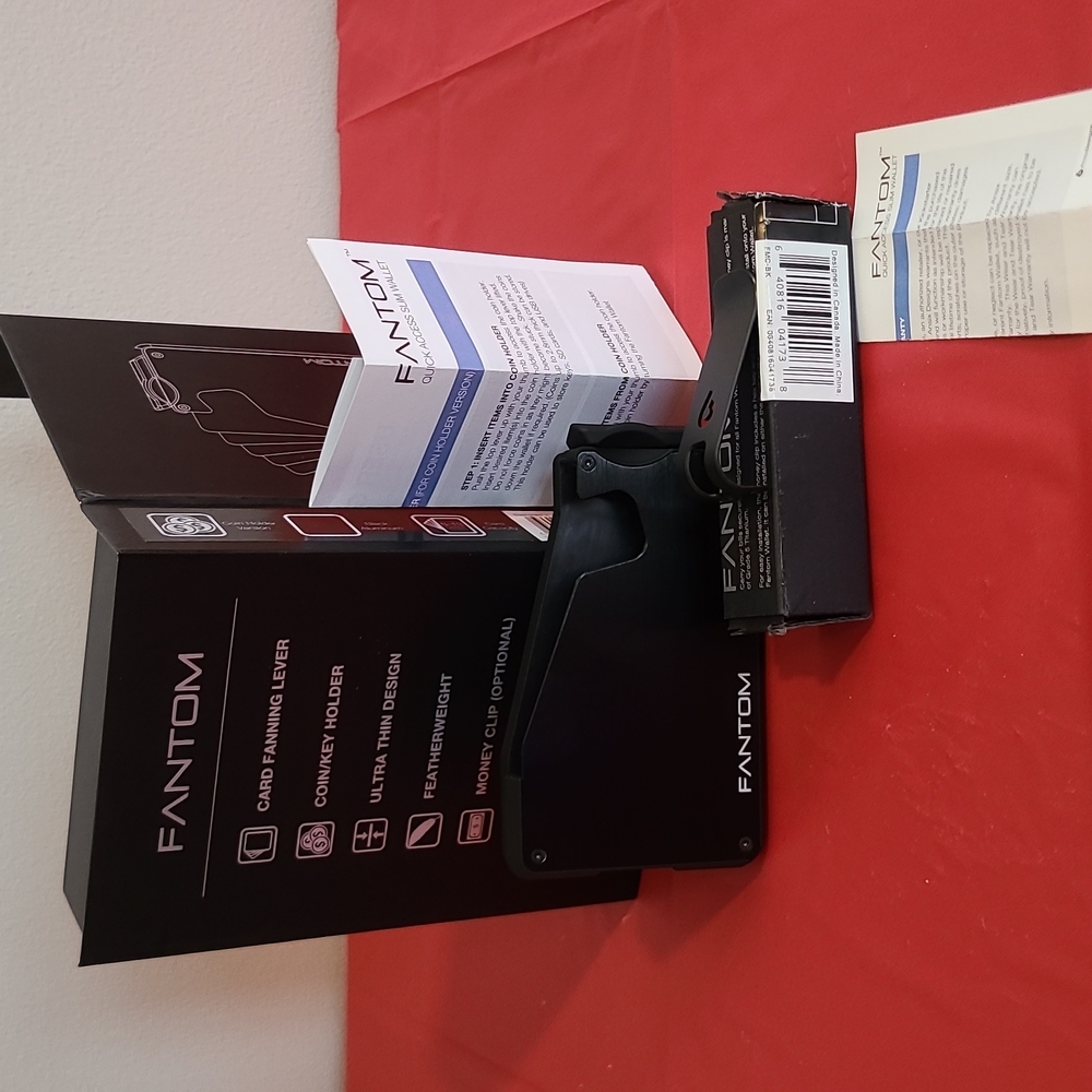 Fantom Quick Access Slim Wallet with Titanium Money Clip - NEW never used